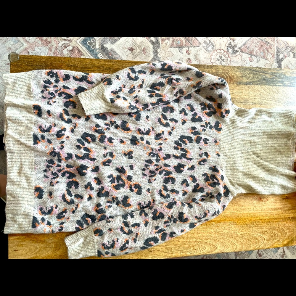 Anthropologie tunic sweater long and multicolored. Size small